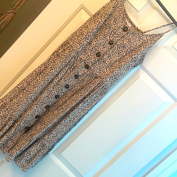 Sundress - Picture 1 of 1